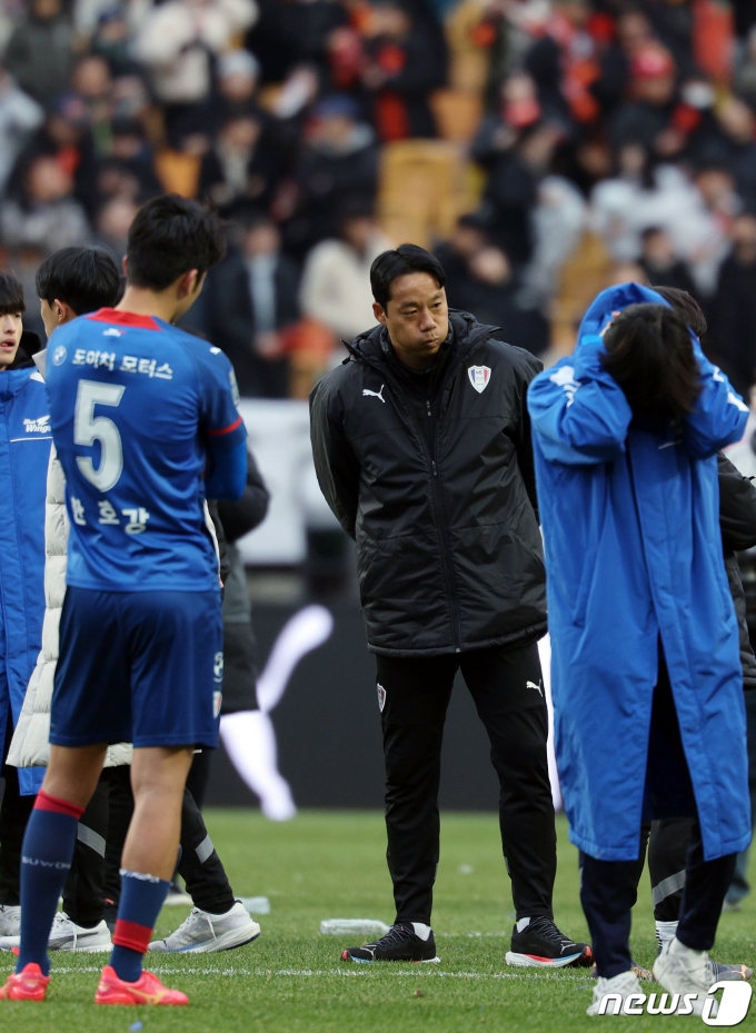 [뉴스1 PICK]'축구 명가의 몰락' 수원삼성 창단 첫 2부리그 강등