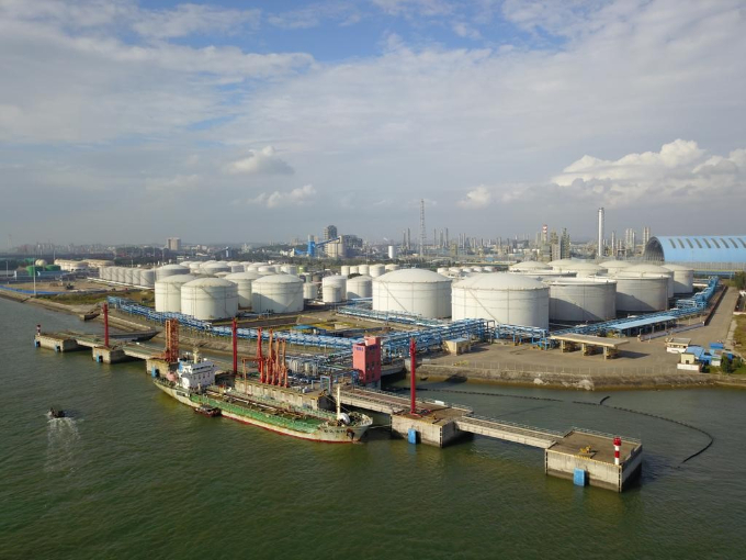 중국 7위 탱크 터미널사인 광시 광밍 항만 터미널이 STX의 B2B 원자재 플랫폼 트롤리고에 가입했다. 사진은 광시 광밍 항만 터미널. /사진=STX