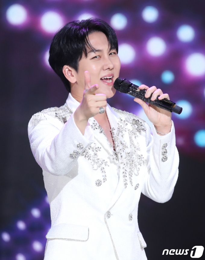[사진] 김수찬, 여심저격