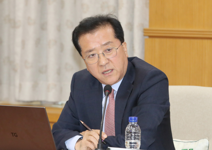 지난 3일 이상민 전 더불어민주당 의원의 지역구인 대전 유성을 민주당 소속 시·구의원들이 거취를 표명했다. 사진은 조원휘 대전시의회 부의장이 지난달 13일 대전시의회에서 열린 행정자치위원회 행정사무감사에서 질의하는 모습. /사진=뉴스1