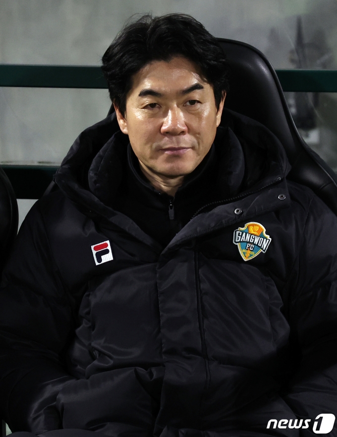 [사진] 윤정환 감독, 잔류만을 꿈꾼다