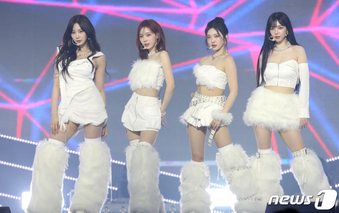 [사진] 에스파, 2023 케이 링크 페스티벌 출격