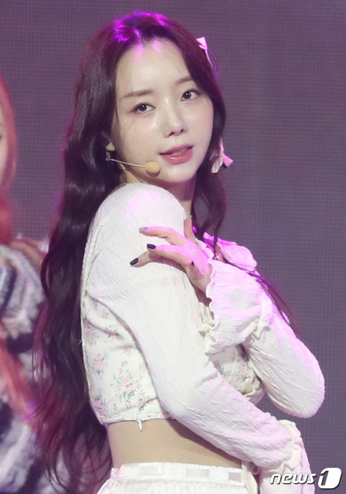 [사진] 엘즈업 케이, 청초한 미모