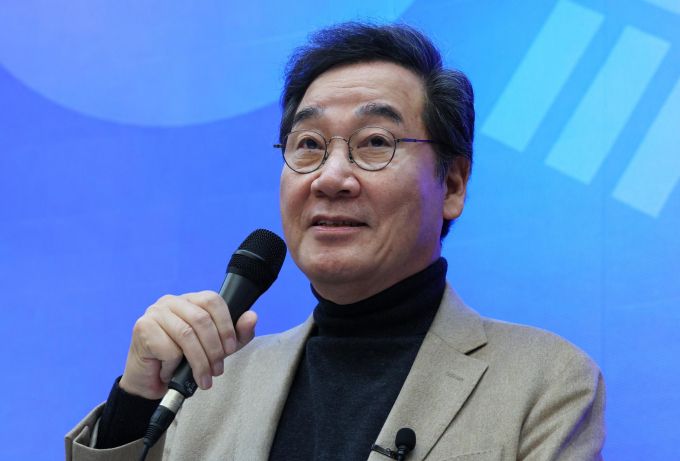 이낙연 전 더불어민주당 대표가 신당 창당 가능성을 보이면서, 이준석 전 국민의힘 대표와의 연대를 언급했다. 사진은 이 전 대표가 지난 6일 서울 노원구 삼육대학교 100주년기념관 장근청홀에서 청년, 정치리더와 현대사회의 미래 바라보기 - 대한민국 생존전략을 주제로 특강하는 모습. /사진=뉴시스