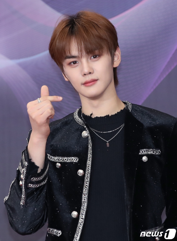 [사진] 김규빈, 하트 왕자님