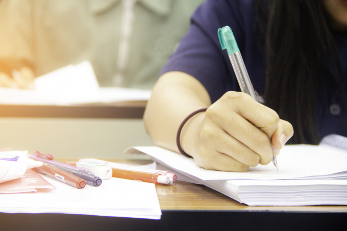 교육부와 한국장학재단이 긴급 상황에 놓인 중·고생들에게 장학금과 시리상담 프로그램을 지원한다. /사진=이미지투데이