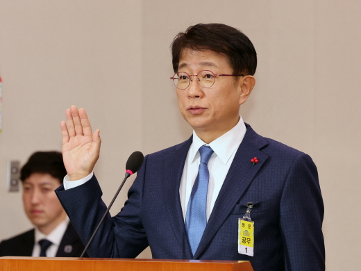 박상우 신임 국토교통부 장관이 26일 취임하며 주거 안정과 지역균형발전, 수도권 광역급행철도(GTX) 등 교통대책 실행을 주요 정책 과제로 제시했다. /사진=뉴스1