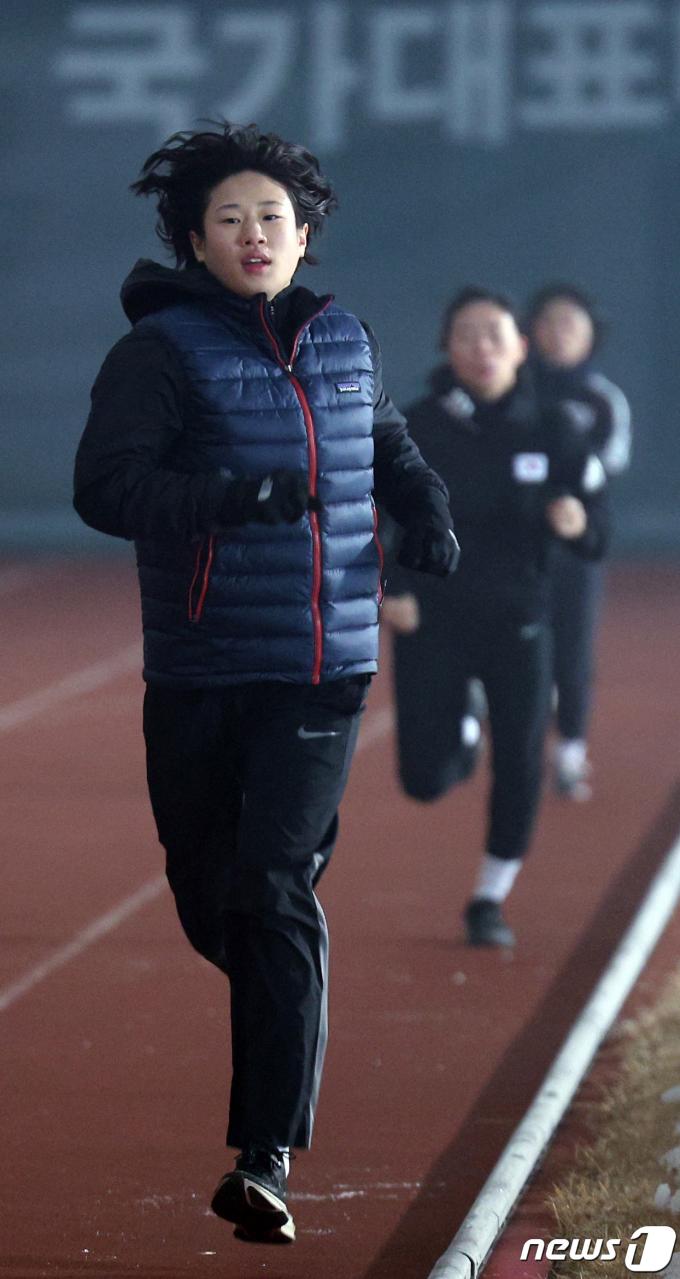 [사진] 파리를 향해