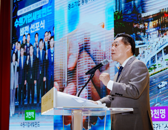 이재준 수원시장이 신년사를 발표하고 있다. / 사진제공=수원특례시 