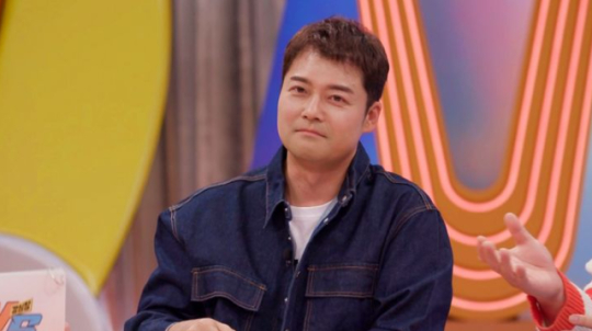 모델 이현이가 한혜진을 언급하자 전현무가 당황해했다. /사진=SBS '강심장 VS' 제공