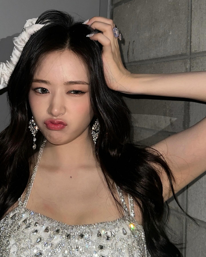 사진=안유진 인스타그램