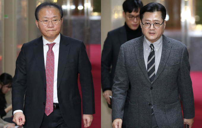 여·야가 5일 이태원 특별법을 재논의한다. 사진은 지난 3일 윤재옥 국민의힘 원내대표(왼쪽)와 홍익표 더불어민주당 원내대표가 이태원 특별법 논의를 위한 원내대표 회동을 하기 위해 서울 여의도 국회 의장실로 향하는 모습. /사진=뉴스1