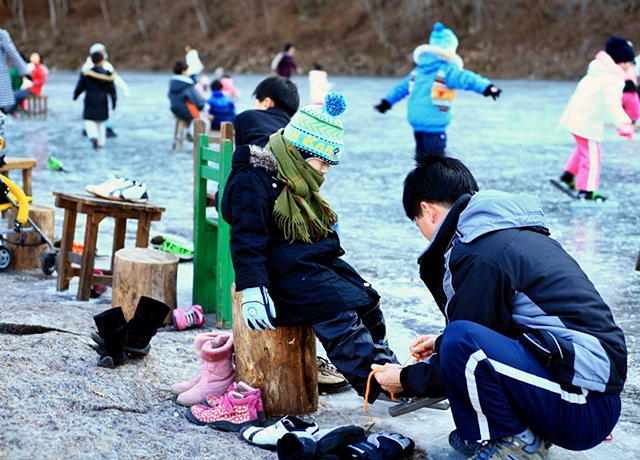 영양군이 오는 5일부터 21일까지 영양읍 현리 빙상장에서 제1회 영양 꽁꽁 겨울축제를 연다./사진제공=경북 영양군