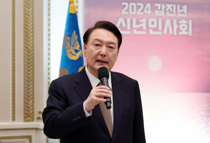 윤석열 대통령이 4일 정부로 이송된 '쌍특검 법안'(김건희 여사 특검법, 대장동 50억 클럽 특검법)에 오는 5일 거부권을 행사할 것으로 보인다. 사진은 윤 대통령이 지난 3일 청와대 영빈관에서 열린 2024년 신년인사회에서 인사말을 하는 모습. /사진=뉴시스