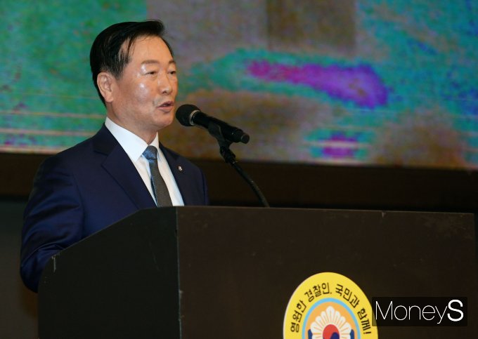 [머니S포토] 인사말 하는 김용인 대한민국재향경우회장