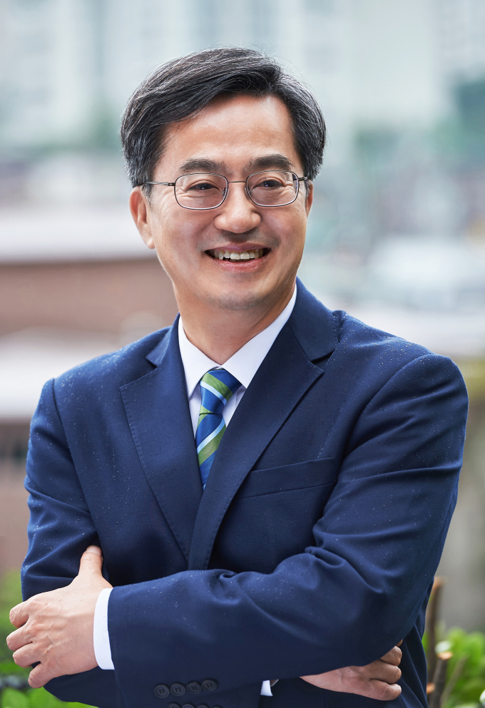 김동연 경기도지사가 국내 한 여론조사 기관이 실시한 전국 광역자치단체장 직무 평가에서 58%의 긍정 평가를 받았다. 사진은 김동연 경기도지사. / 사진제공=경기도