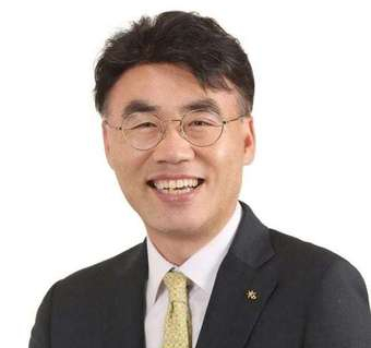 'WM전문가' 이홍구 KB증권 대표가 WM분야 확장에 나선다. 사진은 이홍구 KB증권 대표. /사진=KB증권