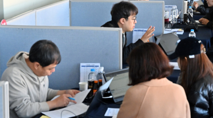 경기도교육청(교육감 임태희)이 겨울방학을 맞아 경기진학정보센터(남부‧북부)에서 학생 및 학부모를 대상으로 진학상담실을 운영한다고 5일 밝혔다. / 사진제공=경기도교육청