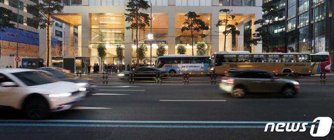 [사진] 가뜩이나 지친 일상 마치고 가려는데 '멈춰선 광역버스'