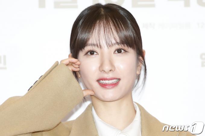 [사진] 김지연, 러블리 볼 하트