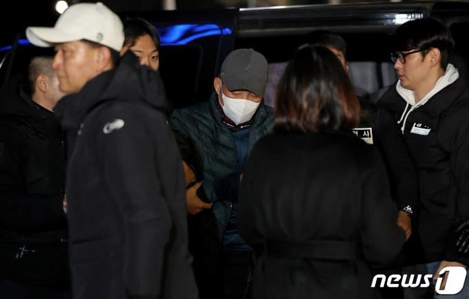 [사진] '다방 업주 2명 살해' 공개수배 하루 만에 검거된 이 모씨