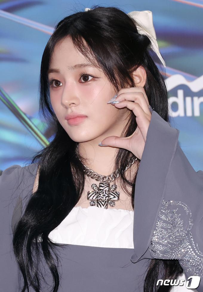 [사진] 뉴진스 민지, 인도네시아에 뜬 케이팝 요정
