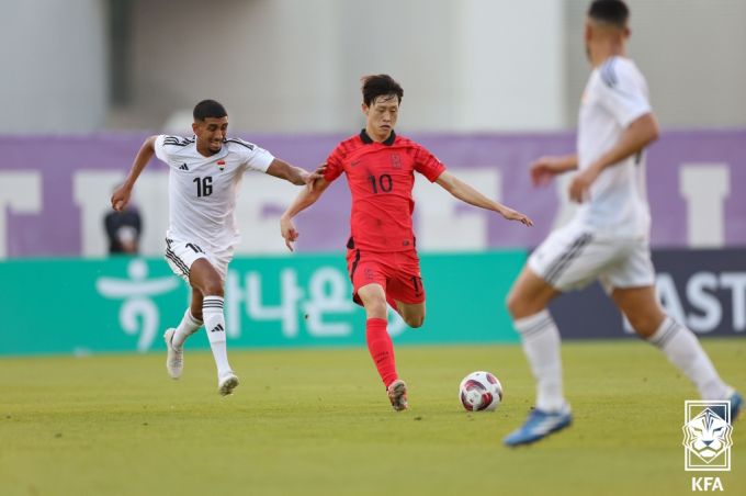 한국 대표팀 미드필더 이재성이 아랍에미리트 뉴욕유니버시티 아부다비 스타디움에서 열린 이라크와의 평가전에서 선제골을 넣으며 한국의 1-0 승리를 견인했다. /사진=뉴스1(대한축구협회) 