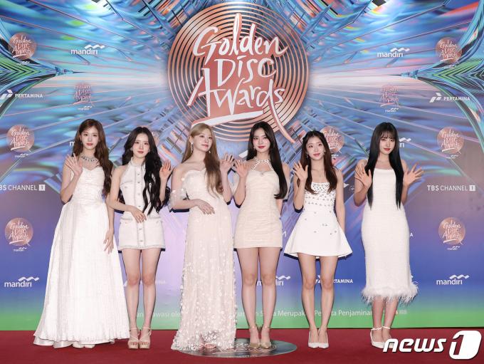 '4관왕' 세븐틴·'2관왕' 뉴진스, 음반·음원 대상 