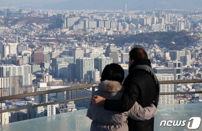 [사진] 두 달째 하락한 서울 아파트 가격… 서울 매물 7.5만개 쌓였다