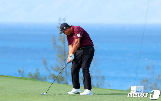 PGA 투어 개막전서 공동 3위로 3라운드를 마친 안병훈. ⓒ AFP=뉴스1