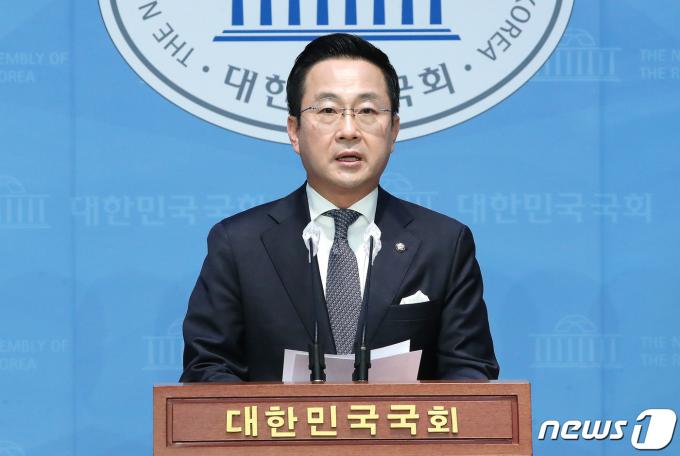 [사진] 박성준 대변인 '국민이 요구하는 것은 제2부속실이 아니라 공명정대한 수사'