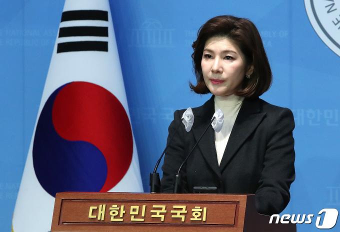 [사진] 브리핑하는 김예령 대변인