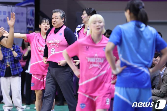 [사진] '드디어 내 차례인가'