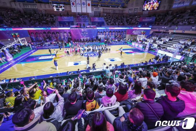 [사진] 후끈 달아오른 여자프로농구 올스타 페스티벌