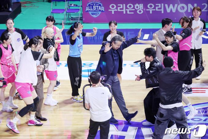 [사진] '다함께 즐겨!'