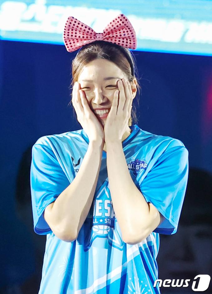 [사진] 양인영 '부끄러워요'