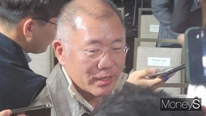 정의선 현대차그룹 회장이 CES 2024에 참석해 적극 적인 수소 사업 추진 의지를 드러냈다. /사진=김창성 기자