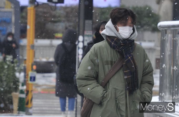 [머니S포토] 오늘 또 '눈폭탄'