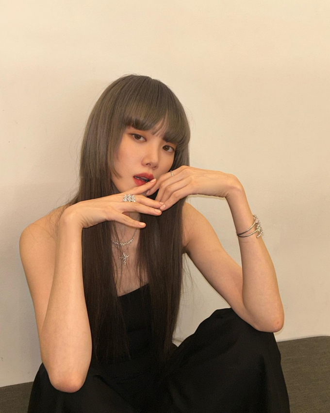 사진=이성경 인스타그램