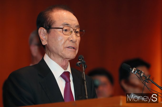 윤세영 태영그룹 창업회장이 재무구조개선작업(워크아웃)을 신청한 태영건설에 대해 "건실한 기업인데 경기침체 때문에 롤오버(만기 연장)가 안됐다"면서 "부실 사업장을 과감히 정리할 것"이라고 밝혔다. /사진=임한별 기자