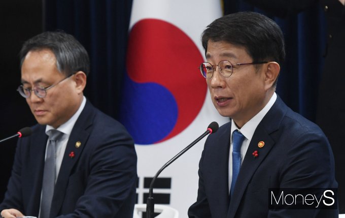 브리핑하는 박상우 국토부 장관/사진=장동규 기자