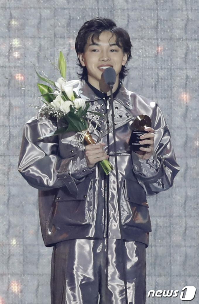 [사진] 이마세, j-pop 부문 올해의 장르상