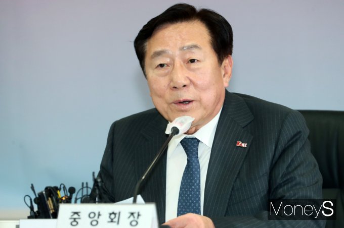 [머니S픽] 최상목 부총리, 취임 이후 경제6단체중 중기중앙회 먼저 찾아