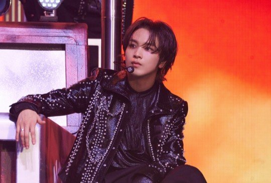 그룹 NCT 멤버 해찬이 실내에서 전자담배를 흡연한 가운데 소속사인 SM엔터테인먼트 측이 사과했다. /사진=SM엔터테인먼트