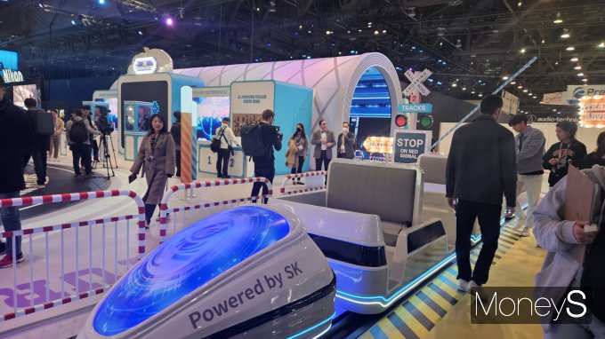 SK그룹이 CES 2024에서 수소 연료전지로 구동하는 '트레인 어드밴처'를 선보였다. /사진=최유빈 기자