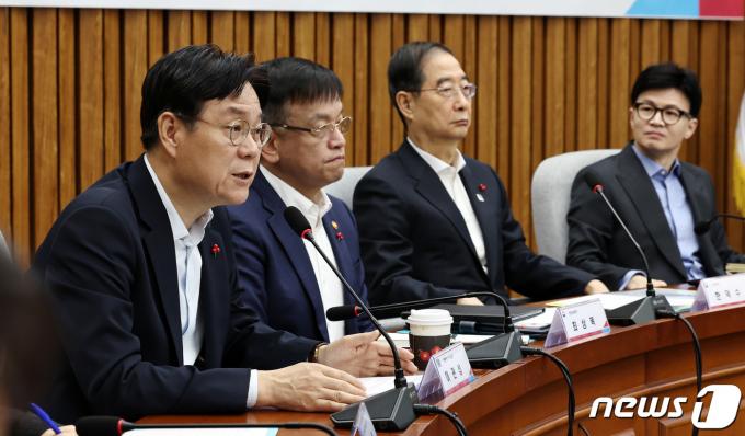 [사진] 모두발언하는 이관섭 비서실장