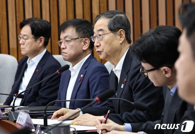 [사진] 모두발언하는 한덕수 국무총리