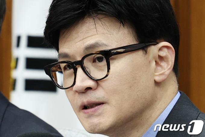 한동훈 국민의힘 비상대책위원장이 14일 오전 서울 여의도 국회에서 열린 제16차 고위당정협의회에서 모두발언을 하고 있다. 2024.1.14/뉴스1 ⓒ News1 구윤성 기자