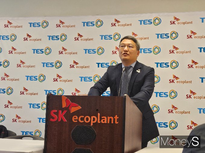 오종훈 TES 최고전략책임자(CSO, Chief Strategy Officer) 가 지난 11일 TES 라스베이거스 공장에서 TES에 대해 설명하고 있다. /사진=최유빈 기자