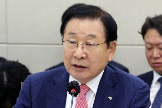 보건복지부 산하 한국사회복지협의회가 15일 해킹공격을 받아 약 135만명의 개인정보가 유출된 것으로 의심된다고 밝혔다. 사진은 지난해 10월23일 서울 여의도 국회에서 열린 보건복지위원회의 한국노인인력개발원 등에 대한 국정감사에서 의원 질의에 답하고 있는 김성이 한국사회복지협의회장. /사진=뉴스1